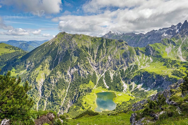 Lower Gaisalpsee, behind it the Entschenkopf (2043m), Allgäu Alps, Allgäu, Bavaria, Germany, Europe