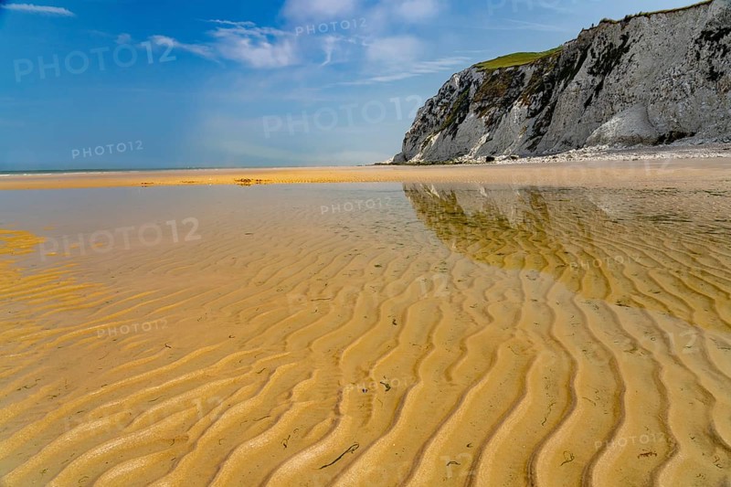Cliffs and the Cran d'Escalles beach on the Côte d'Opale or Opal Coast in Escalles, France, Europe