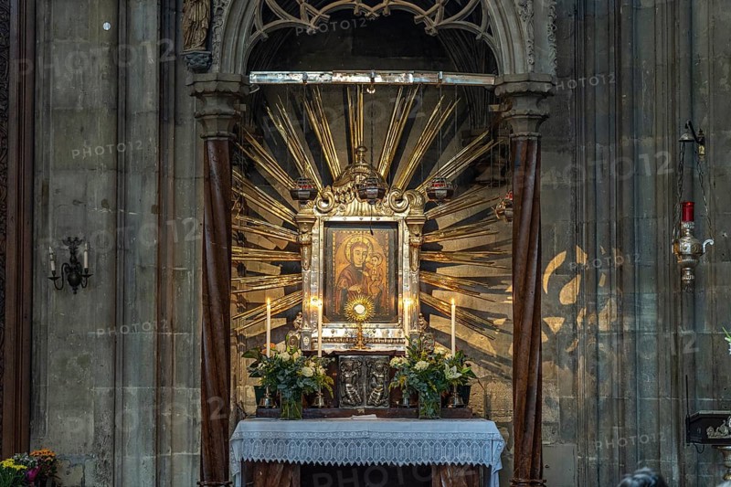 Altar of the miraculous image of Maria Pócs or Pötsch in the interior of St Stephen's Cathedral in Vienna, Austria, Europe