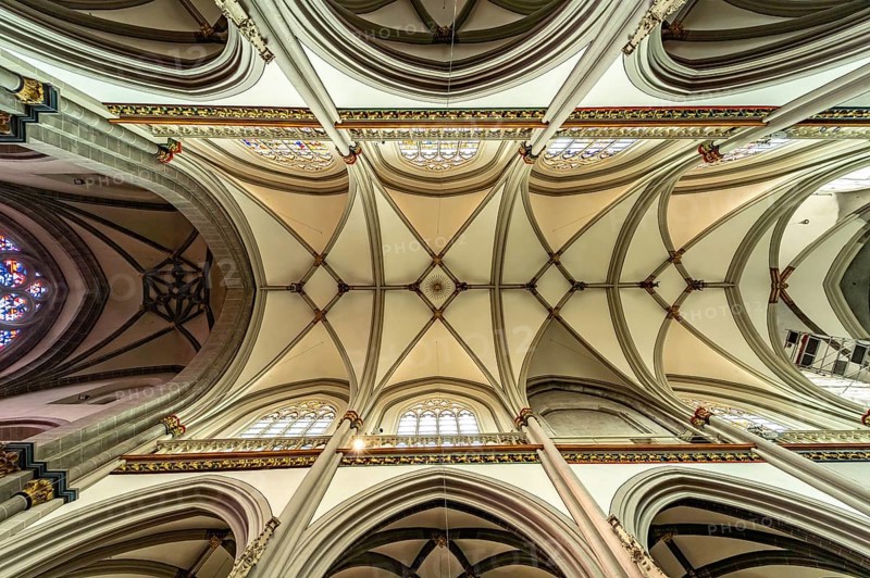 Ceiling in the interior of the Catholic Church of St Viktor in Xanten, Lower Rhine, North Rhine-Westphalia, Germany, Europe