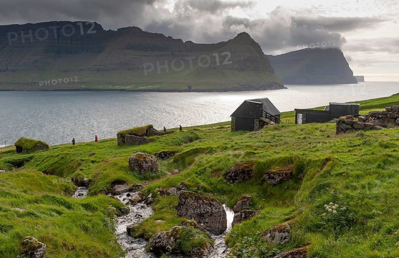 Stream, fields, huts, view from Vidareidi, Vidoy Island, Viðareiði, Viðoy Island to Borðoy, Kunoy and Kalsoy, Faroe Islands, Denmark, Europe