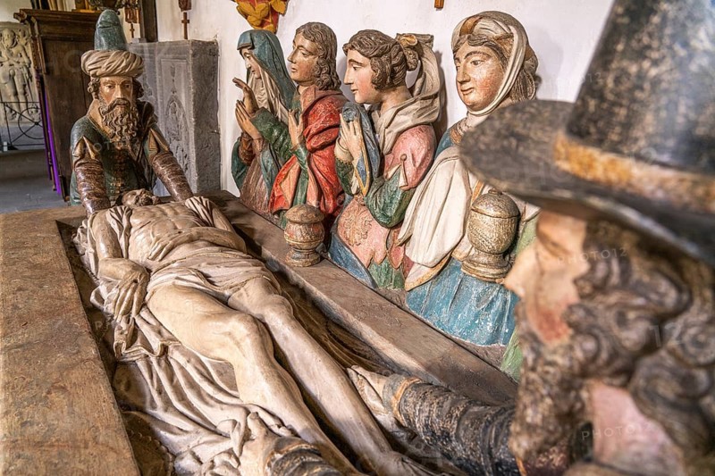Burial group in the interior of the collegiate church of St Castor in Karden, Treis-Karden, Rhineland-Palatinate, Germany, Europe
