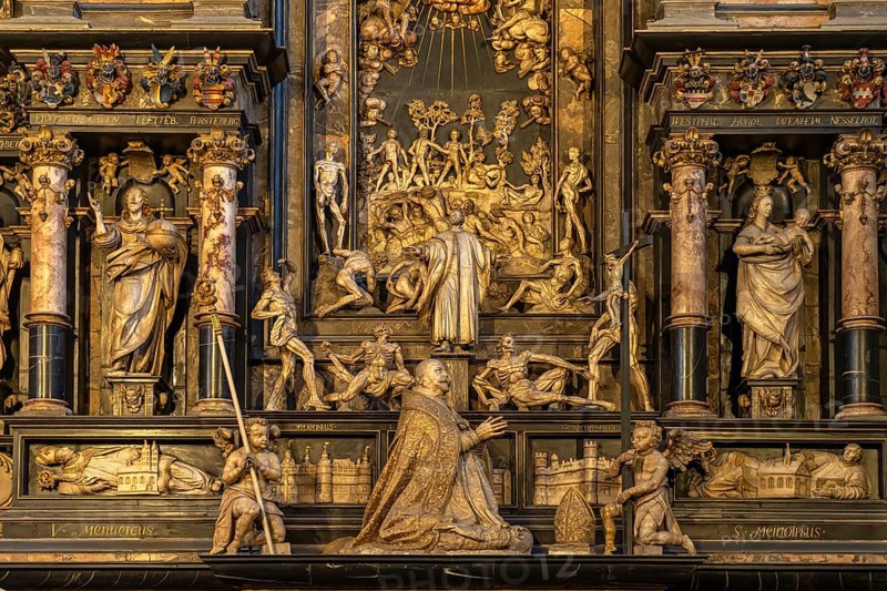 Detail of the tomb of Prince-Bishop Dietrich von Fürstenberg Interior of Paderborn Cathedral Paderborn, North Rhine-Westphalia, Germany, Europe