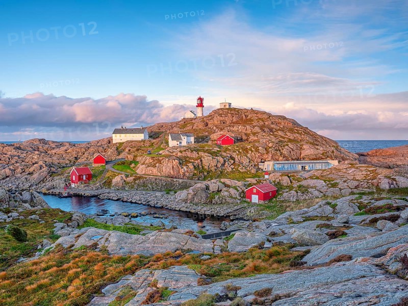 Sunrise at Lindesnes lighthouse, Lindesnes, Vest-Agder, Norway, Europe