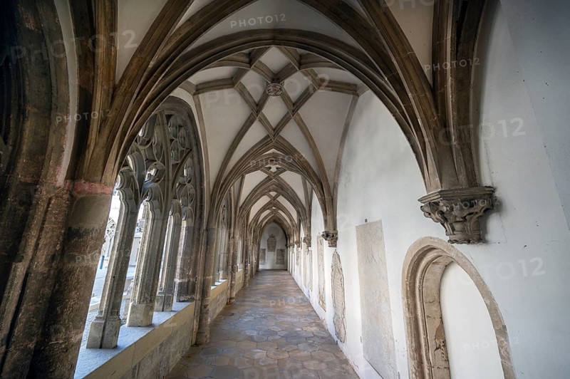 Late Gothic cloister, built 1410 - 1504, Eichstätt Cathedral, Upper Bavaria, Germany, Europe