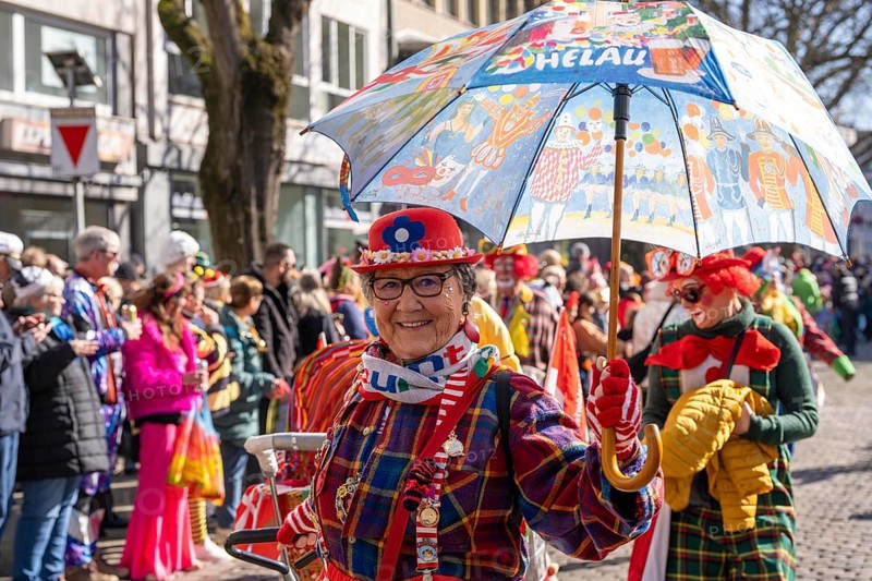 Rose Monday parade in Düsseldorf, groups of carnival societies and other participants in the street carnival, North Rhine-Westphalia, Germany, Europe
