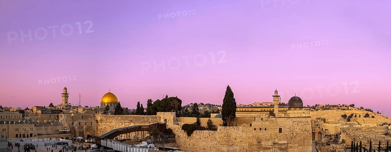 Panoramic view of Jerusalem Old City Western wall, Al Aksa, Dome of the Rock and Temple Mount