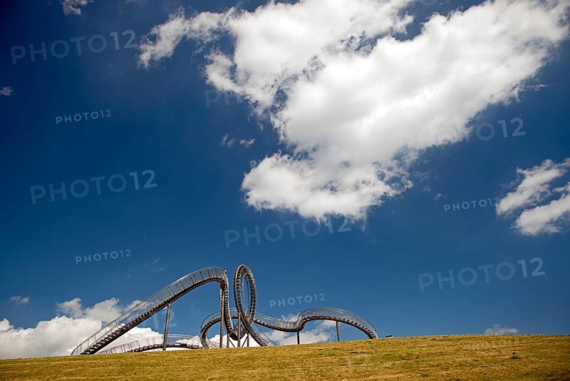 Landmark Tiger & Turtle - Magic Mountain by Heike Mutter and Ulrich Genth, walk-in sculpture in the form of a rollercoaster, on the Heinrich-Hildebrand-Höhe spoil tip, Angerpark, Duisburg, North Rhine-Westphalia, Germany, Europe