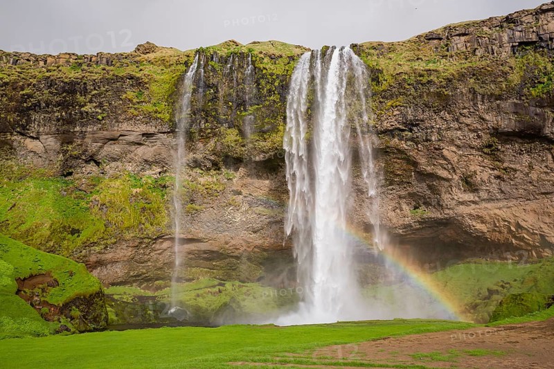 Waterfall Seljalandsfoss, 60 m high, located in southern iceland