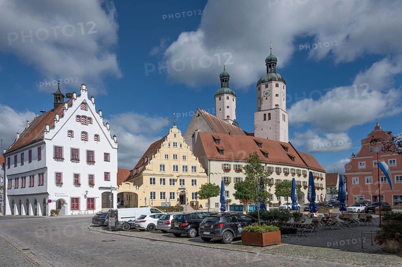 Historic houses on the market square, on the left the town hall, Gasthof zur Krone, town administration, Cat. Parish church of St Emmeram, Wemding, Bavaria, Germany, Europe