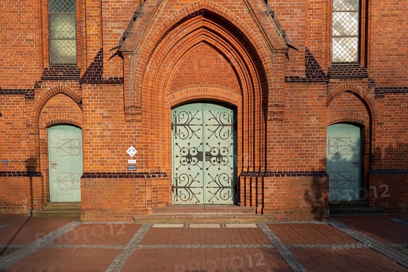 View of the entrance area of a church, Aller Leine Valley, Wittlohe, Kirchlinteln, Verden, Lower Saxony, Germany, Europe