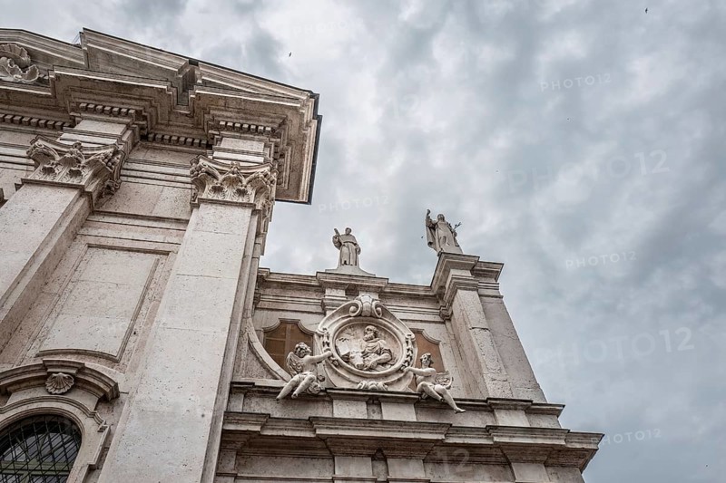 Detail of the façade of the cathedral, Mantua, Italy, Europe