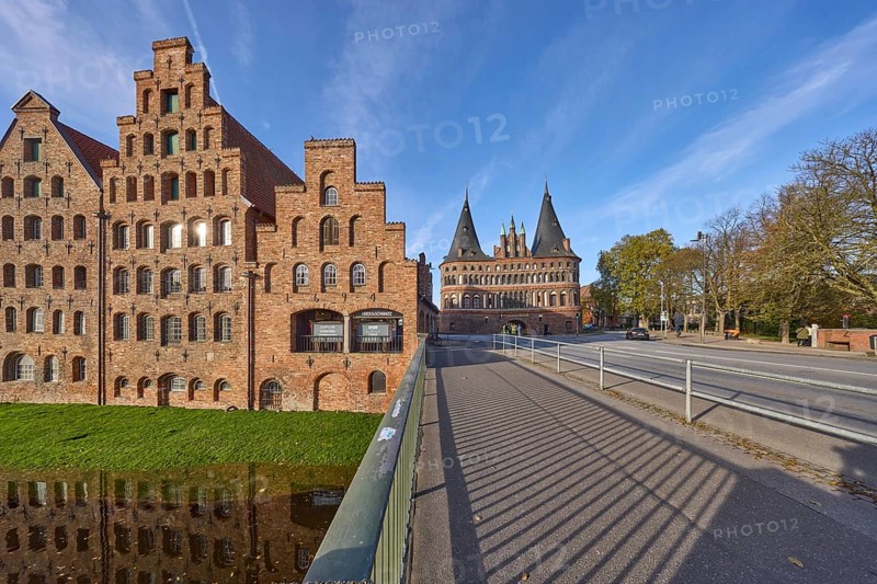 Historic salt storehouses and Holstentor city gate, Hanseatic city of Lübeck, independent city, Schleswig-Holstein, Germany, Europe