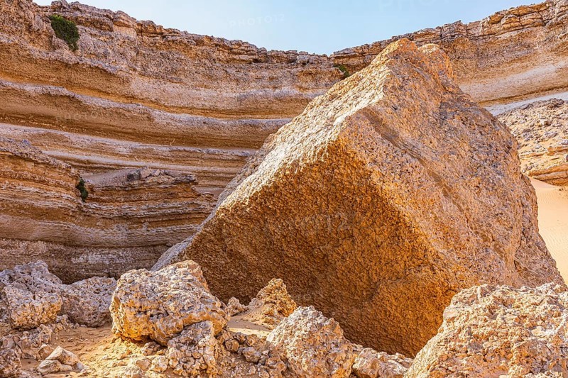 Eroded rock on a fossilised reef edge, Huqf stone desert, Arabian Peninsula, Sultanate of Oman