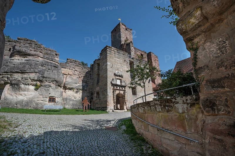 Hilpoltstein castle ruins, built around 1220 to 1230, Maria-Dorothea-Straße 5, 7, Hiltpoltstein, Middle Franconia, Bavaria, Germany, Europe