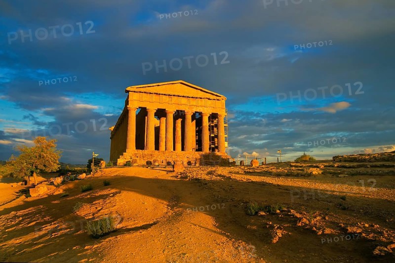 Temple of Concordia, Valley of the Temples, Agrigento, Sicily, Italy, Europe