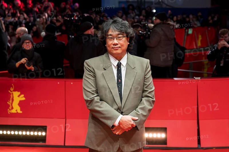 Bong Joon-ho on the Red Carpet at the Special Gala of the film Mickey 17 at the 75th Berlinale at the Theater am Potsdamer Platz in Berlin on 15.02.2025