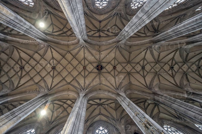 Mesh vault of the late Gothic hall church of St George, Dinkelsbühl, Bavaria, Germany, Europe