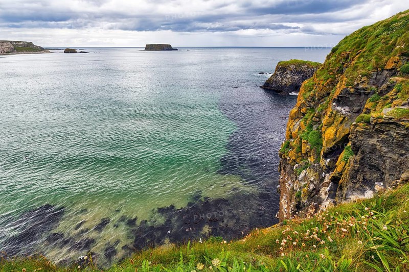 View from the Rope Bridge Carrick-a-Rede, footpath, coastline between Ballycastle and Ballintoy, Causeway Coastal Route, Antrim, Northern Ireland, Great Britain