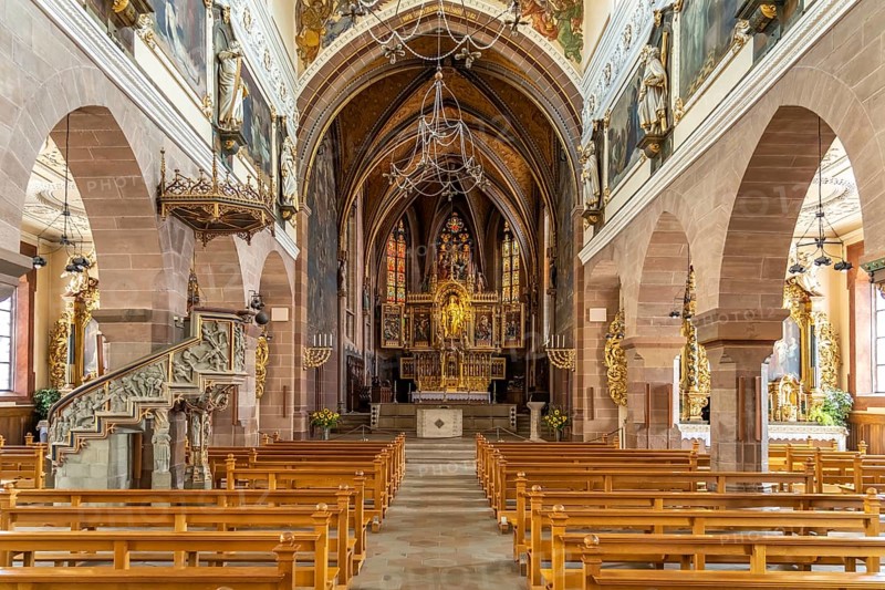 Interior of the Villingen Minster Cathedral of Our Lady, Villingen-Schwenningen, Black Forest, Baden-Württemberg, Germany, Europe