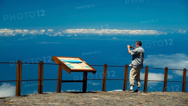 Mirador El Valle viewpoint, Parque Nacional de las Canadas del Teide, Teide National Park, UNESCO World Heritage Site, Tenerife, Canary Islands, Spain, Europe