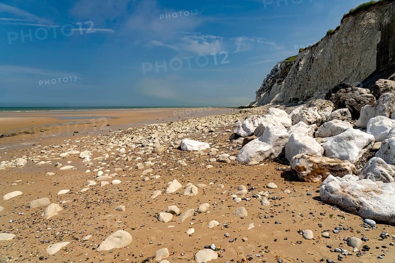 Cliffs and the Cran d'Escalles beach on the Côte d'Opale or Opal Coast in Escalles, France, Europe