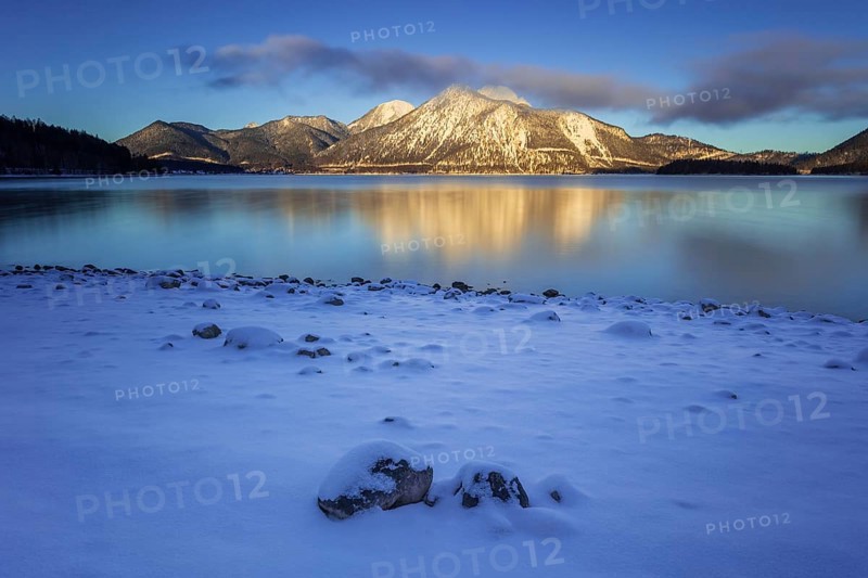 Morning light, sunrise, mountain lake, mountain landscape, reflection, winter, snow, long exposure, Walchensee, Herzogstand, Heimgarten, Bavaria, Germany, Europe