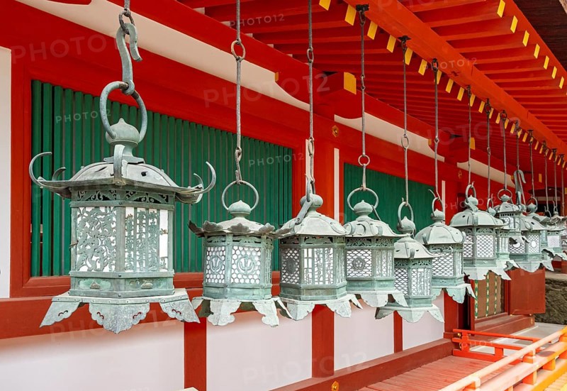 Hanging lanterns (tsuri-doro) Kasuga-taisha shrine, Nara, Japan, Asia