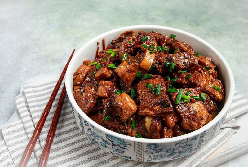 Bulgogi, with mushrooms, with sesame seeds and green onions, Korean cuisine, homemade, no people