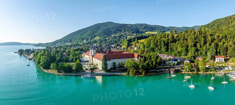 Bräustüberl and Schlosswirtschaft at Tegernsee, aerial view, Tegernsee, Bavaria, Germany, Europe