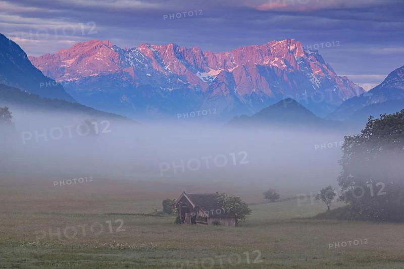 Mountain landscape, fog, hut, morning light, alpenglow, cloudy mood, summer, Zugspitze, Wetterstein range, Murnau, Alpine foothills, Bavaria, Germany, Europe