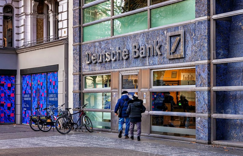 Deutsche Bank, Kurfürstendamm branch, Berlin, Germany, Europe