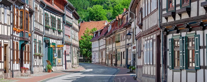Street with half-timbered houses and cobblestones winds through the old town, Stolberg im Harz, Saxony-Anhalt, Germany, Europe