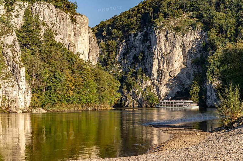 Excursion boat in the Weltenburger Enge, Danube gorge near Weltenburg, Bavaria, Germany, Europe