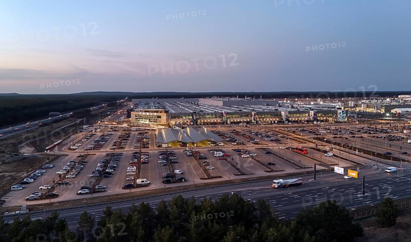 The Tesla Gigafactory at the blue hour, Grünheide, 07.03.2025, Grünheide, Brandenburg, Germany, Europe