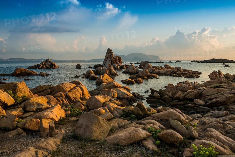 Lonely beach with granite rocks, sunrise, Spiaggia Poltu Manzu, Capo Ceraso, near Olbia, Sardinia, Italy, Europe