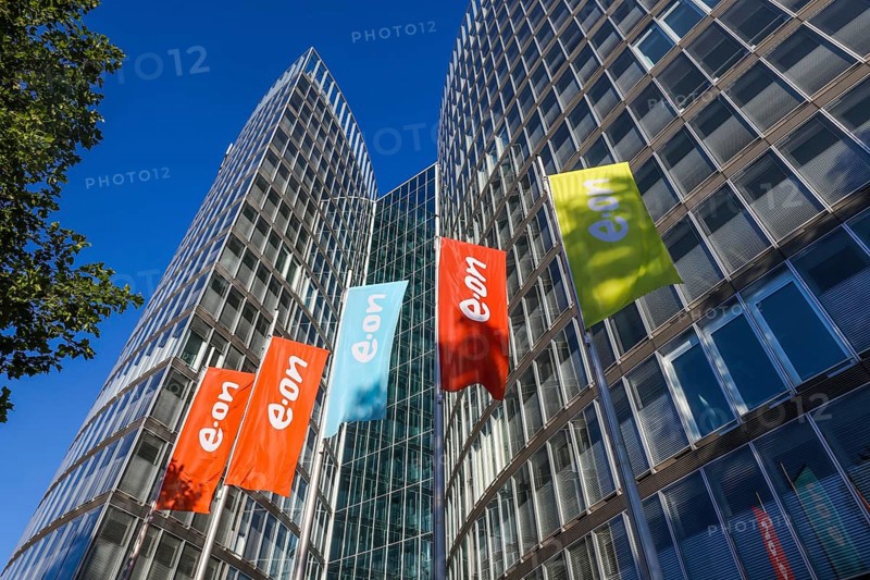 Essen, North Rhine-Westphalia, Germany, E.ON headquarters. e.on company logos on flags in front of the headquarters, Europe