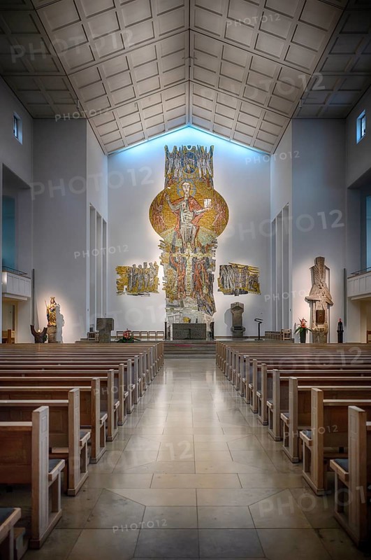 Interior view of choir, altar, Cathedral Church of St Eberhard, Eberhardskirche, Stuttgart, Baden-Württemberg, Germany, Europe