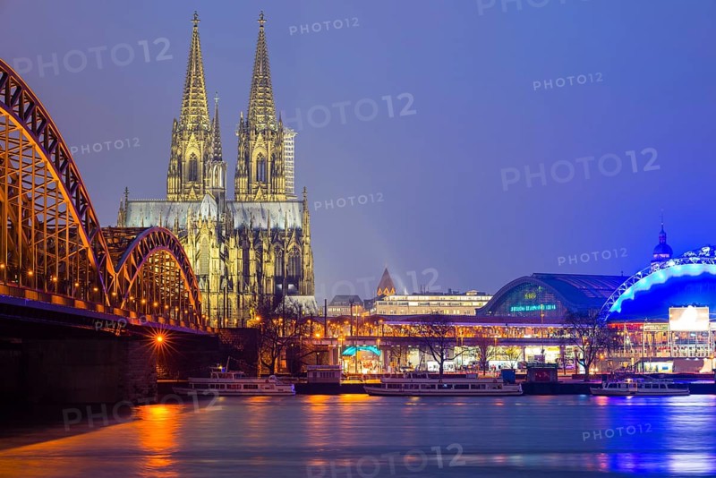 Hohenzollernbruecke, Cologne Cathedral, Central Station and Musical Dome, Cologne, North Rhine-Westphalia, Germany, Europe