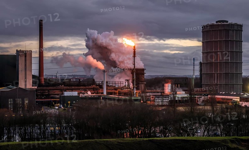 Bottrop, North Rhine-Westphalia, Germany, The Prosper coking plant is one of three operating coking plants in the Ruhr area. The Prosper coking plant is the last coking plant to be operated by the successor company to Ruhrkohle AG, RAG Deutsche Steinkohle AG. It was taken over by the steel group ArcelorMittal in 2011. The coking plant is designed for an annual production of almost two million tonnes of coke. Due to an inspection of the gas pipeline, the coke oven gas cannot be transported away and is therefore flared off, Europe