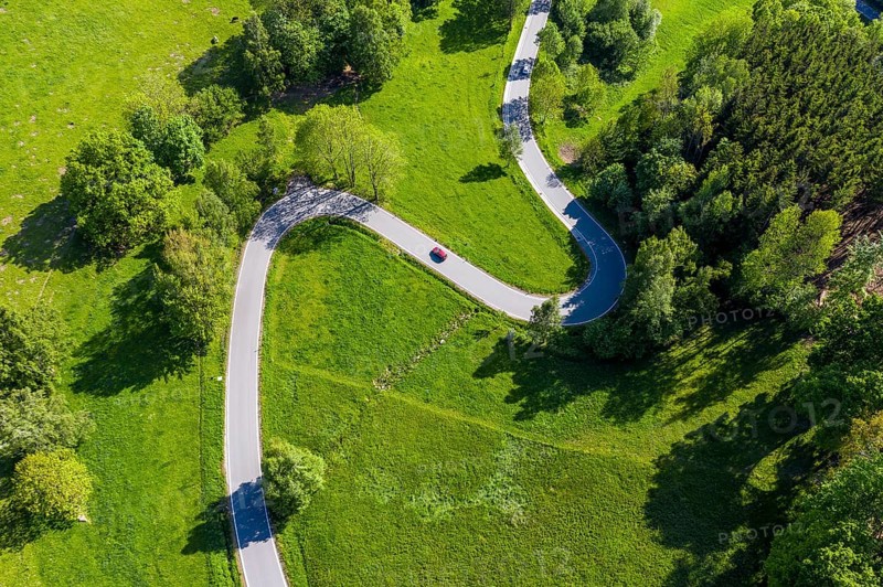 Aerial view of the winding serpentine road between Reifland and Rauenstein, Pockau-Lengefeld, Erzgebirge, Saxony, Germany, Europe