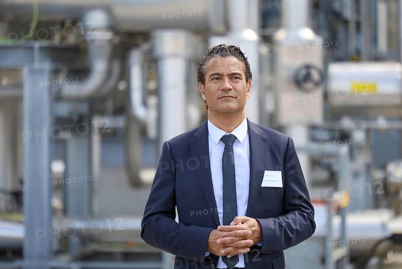 Oberhausen, North Rhine-Westphalia, Germany, Green hydrogen at Air Liquide, hydrogen production at the OQ Chemicals chemical park. TRAILBLAZER, a 20 MW electrolyser for the production of green, climate-neutral hydrogen. Gilles Le Van, Chairman of the Supervisory Board of Air Liquide Germany, at the inauguration in Oberhausen. The electrolyser is the largest production plant for climate-neutral hydrogen in Germany that is connected to an existing infrastructure, Europe