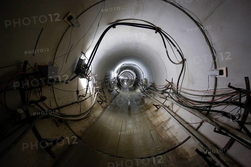 Theme photo Emscher conversion, the Emscher system will be wastewater-free in 2021 - new construction of a sewer on the Boye, the second largest tributary of the Emscher, supply lines run in the DN 3500 tunnel from the shaft to the tunnel boring machine, the Boye is being renaturalised, is being transformed into a near-natural watercourse, was previously an open, The ecological conversion of the Emscher system consists of the construction of a central wastewater treatment system in the Ruhr area, the construction of sewers and the renaturalisation of the Emscher and its tributaries, archive photo from 13.11.2014, Bottrop, Ruhr area, North Rhine-Westphalia, Germany, Europe