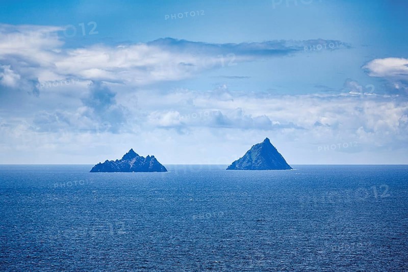 Two rocky islands in the sea, Skellig Michael and Little Skellig, panoramic road Skellig Ring, Portmagee, Iveragh Peninsula, County Kerry, Wild Atlantic Way, Ireland, Europe