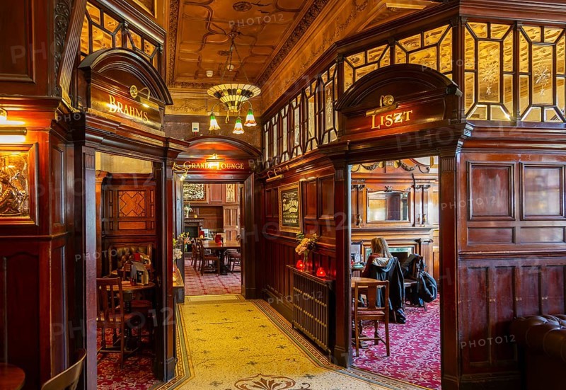 Grade 1 listed interior of the Philharmonic Dining Rooms public house, Hope Street, Liverpool, England, UK wood panelled rooms
