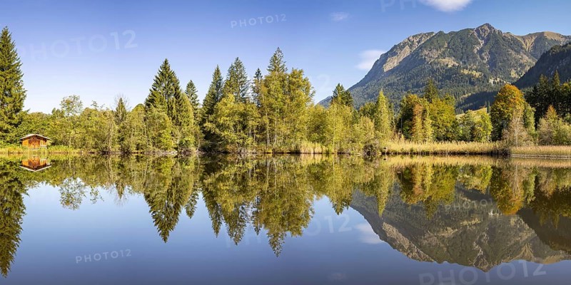 Rubihorn, 1957m, Gaisalphorn, 1953m, and Schattenberg, 1845m, water reflection in the moor pond, autumn, near Oberstdorf, Oberallgäu, Allgäu, Bavaria, Germany, Europe