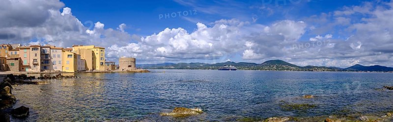 Old town, with remains of city walls, Saint Tropez, Var, French Riviera, Provence-Alpes-Cote d'Azur, Cote d Azur, France, Europe
