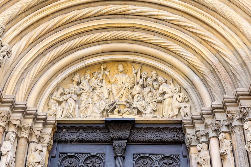 Group of Last Judgement figures with Christ as Judge of the World on the prince's portal at the cathedral, Bamberg, Bavaria, Germany, Europe