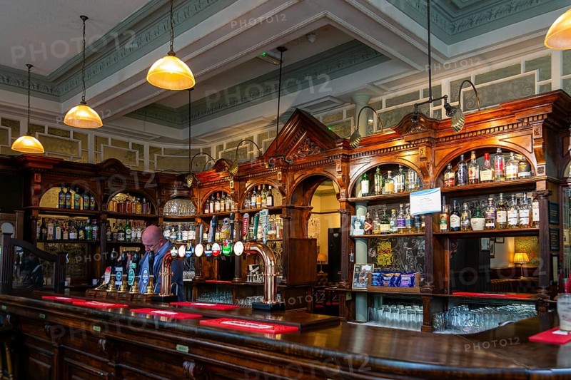Historic interior of the Lion Tavern public house, Moorfields, city centre of Liverpool, England, UK