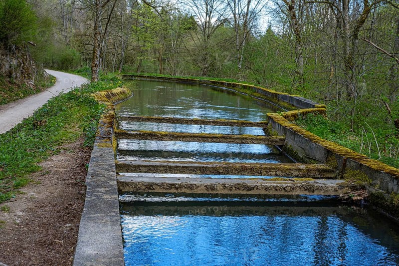Swabian aqueduct over the Große Lauter in the Lauter valley between Unterwilzingen and Laufenmühle, Swabian Alb, Baden-Württemberg, Germany, Europe